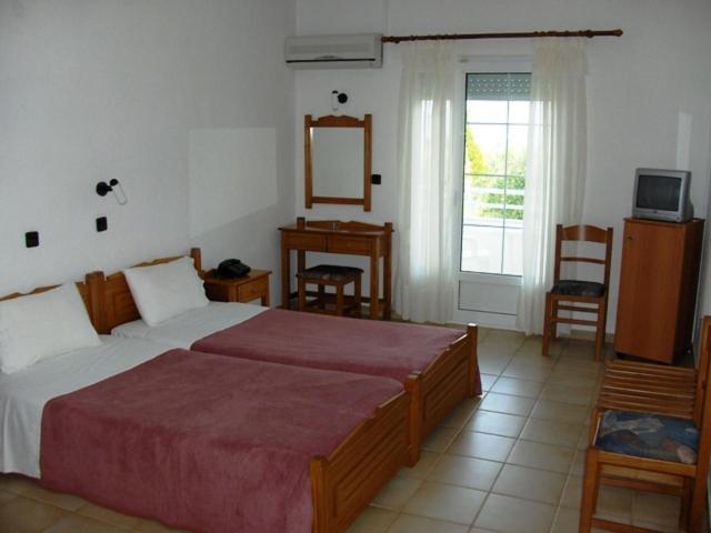 Achillion Hotel Skala Potamia  Habitación foto
